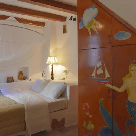 Elounda Collection